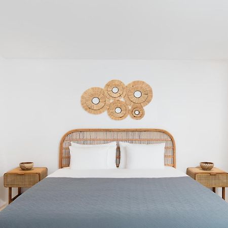 Frati Villas Beachfront 佩里沃罗 外观 照片